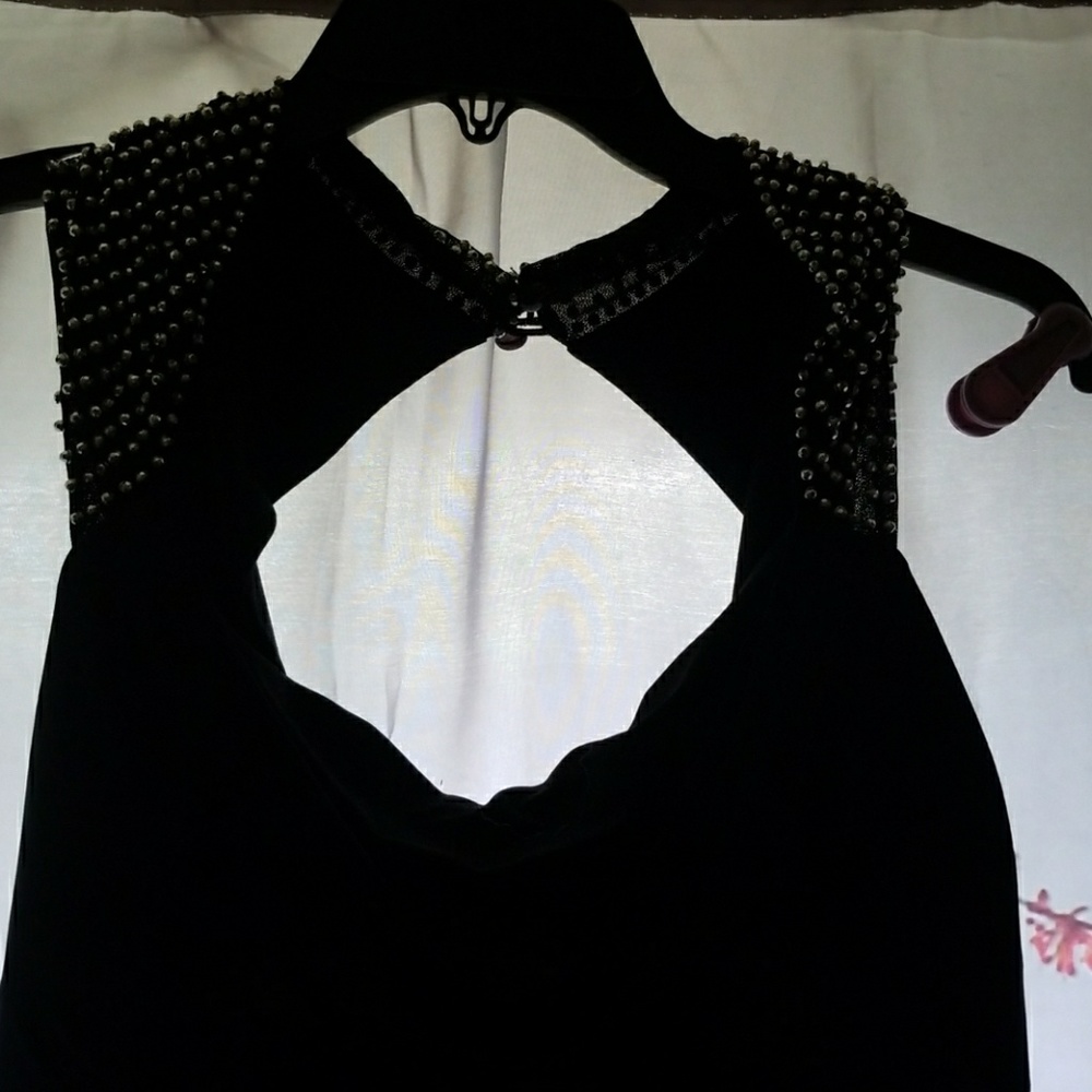 Dress - Picture 2 of 7